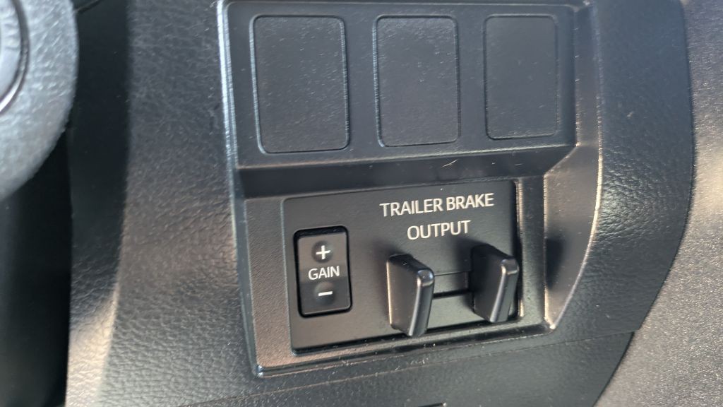 2020 Toyota Tundra Image 25