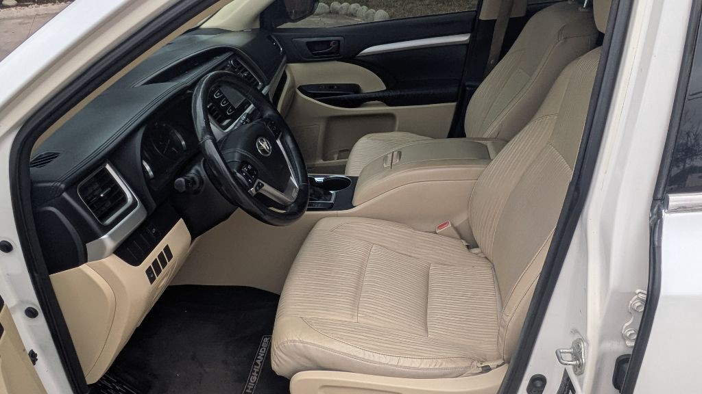 2015 Toyota Highlander Image 5