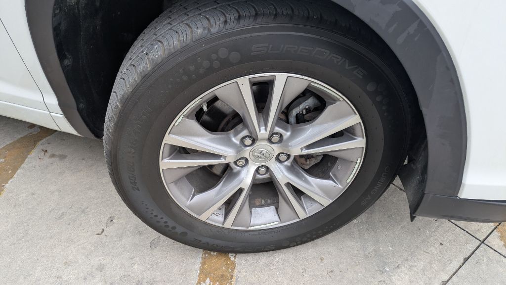 2015 Toyota Highlander Image 21