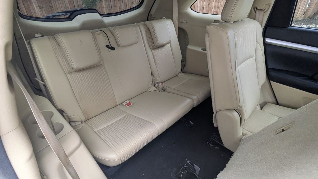 2015 Toyota Highlander Image 25