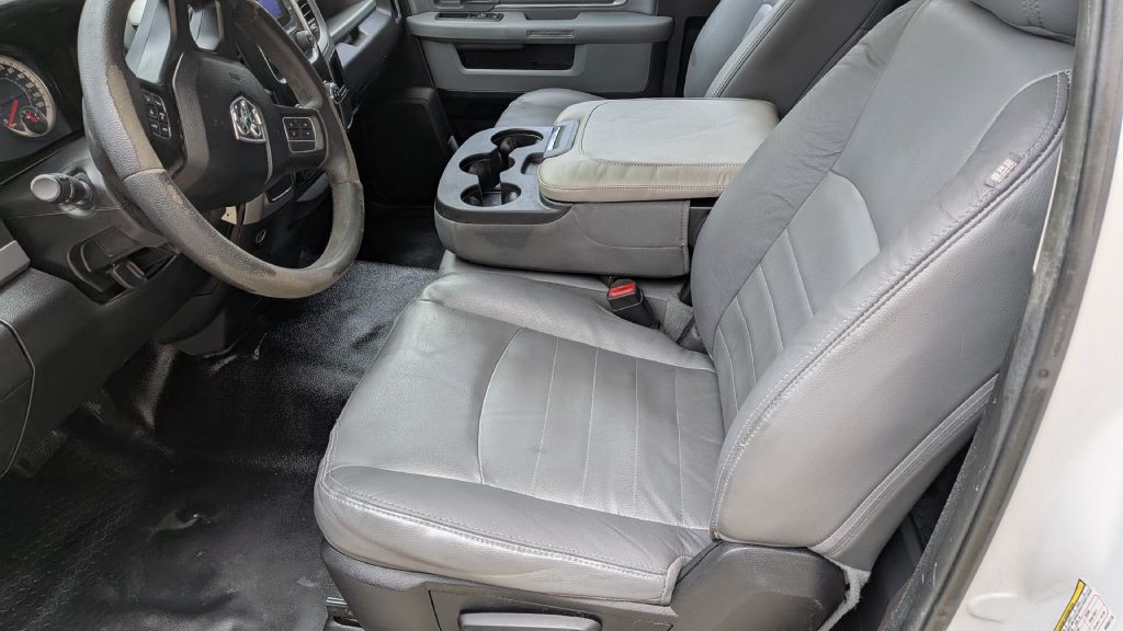 2017 RAM 1500 Image 5