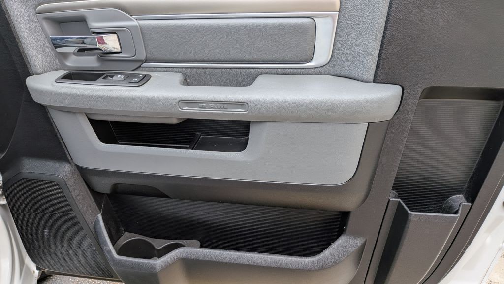 2017 RAM 1500 Image 18