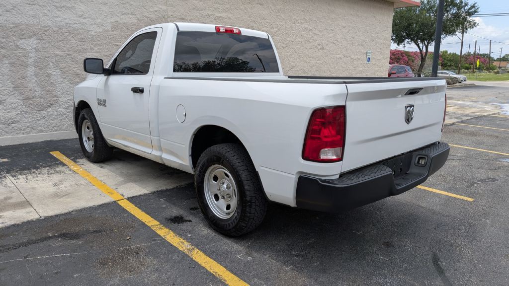 2017 RAM 1500 Image 22
