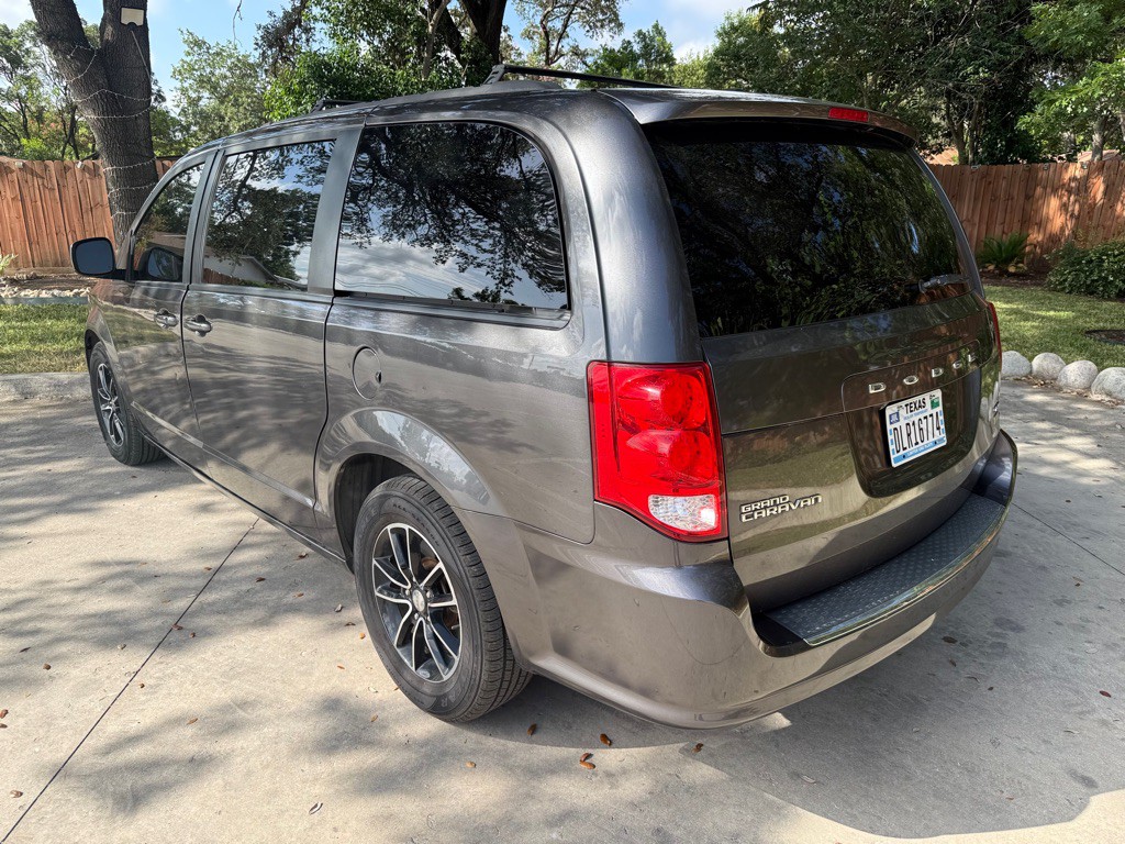 2019 Dodge Grand Caravan Image 3