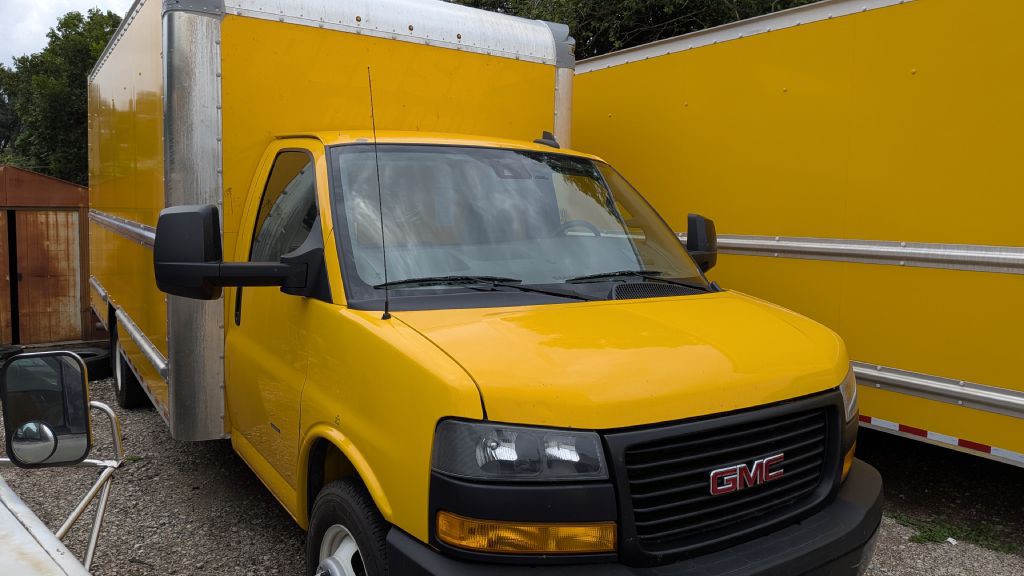2021 GMC Savana Image 5