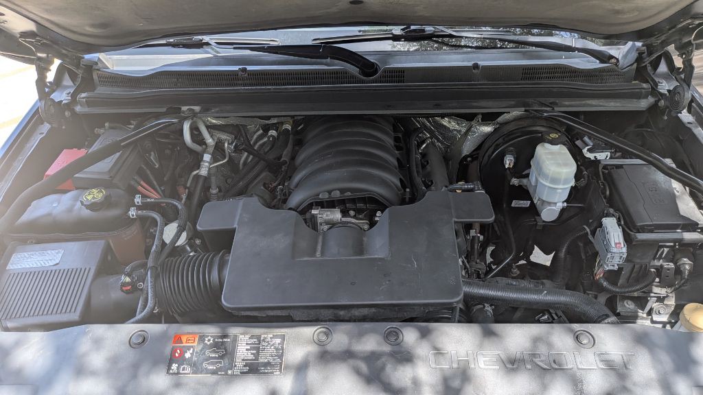 2015 Chevrolet Suburban Image 9