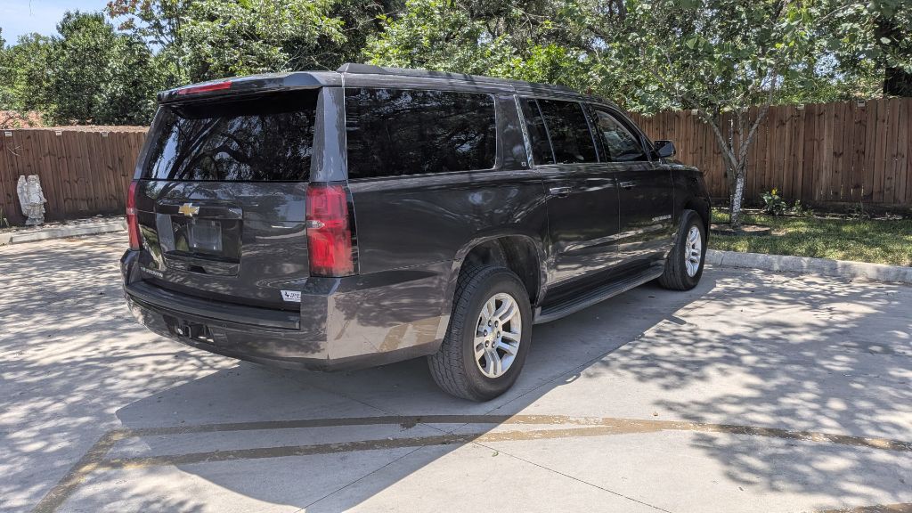 2015 Chevrolet Suburban Image 20