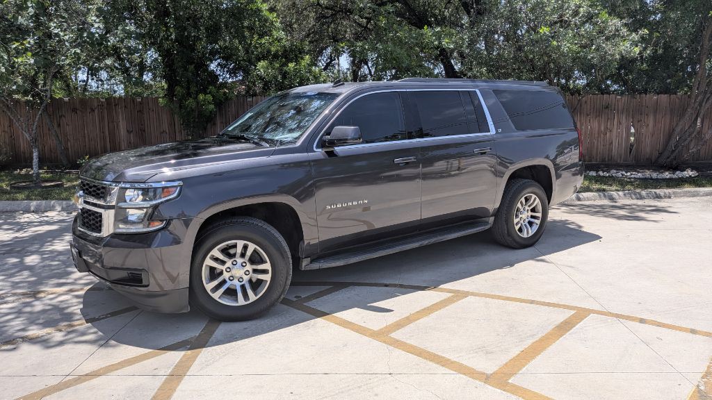 2015 Chevrolet Suburban Image 23