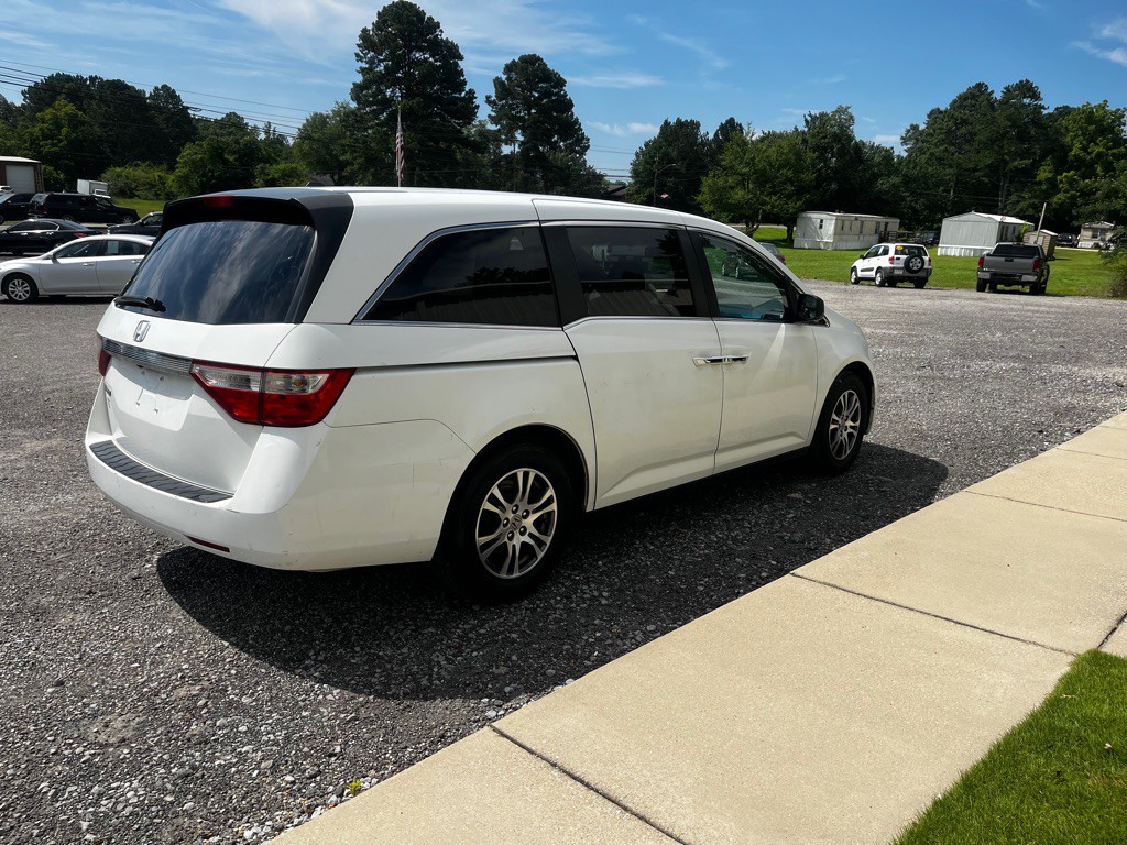 2011 Honda Odyssey Image 3