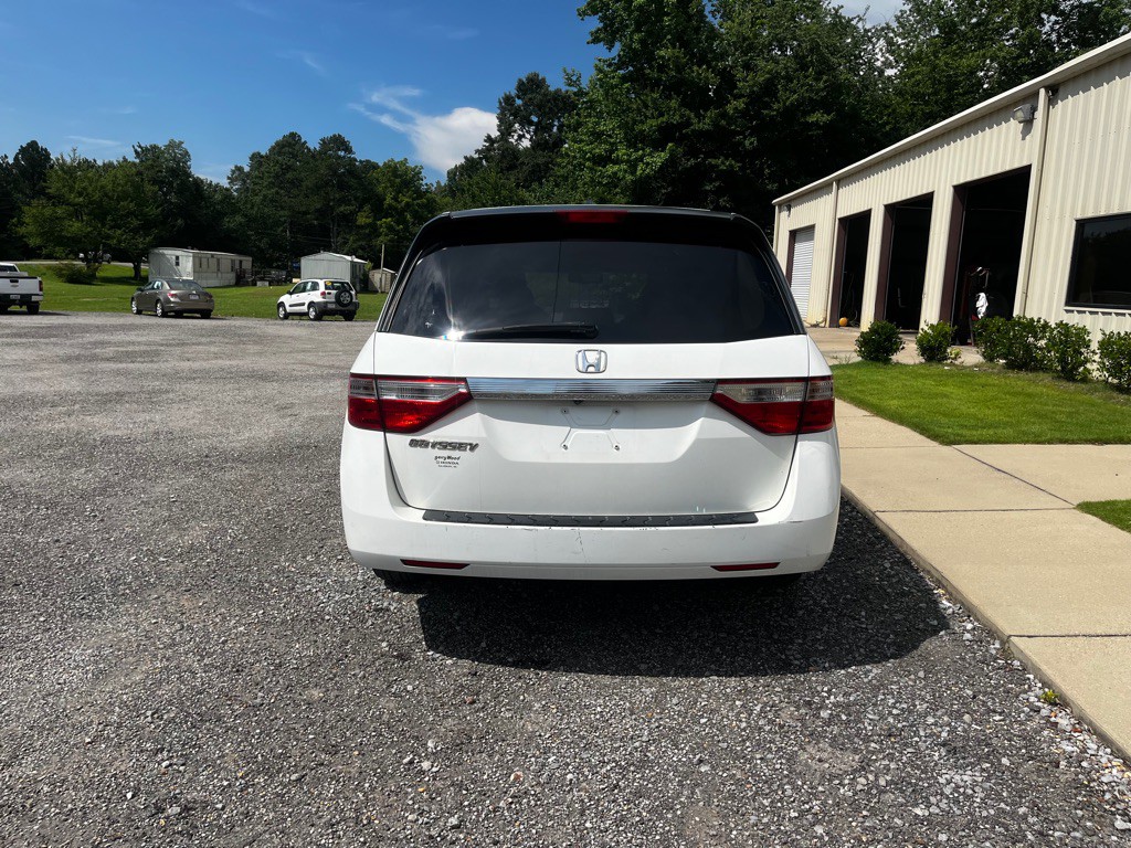 2011 Honda Odyssey Image 4