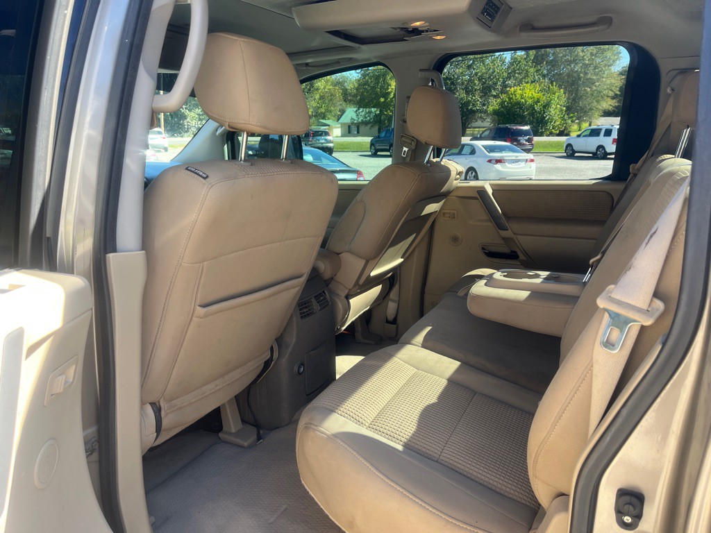 2009 Nissan Titan Image 6