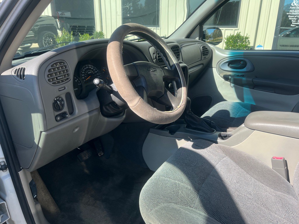2004 Chevrolet Trailblazer Image 5
