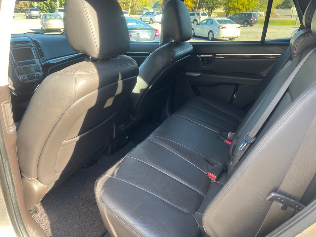 2011 Hyundai Santa Fe Image 6