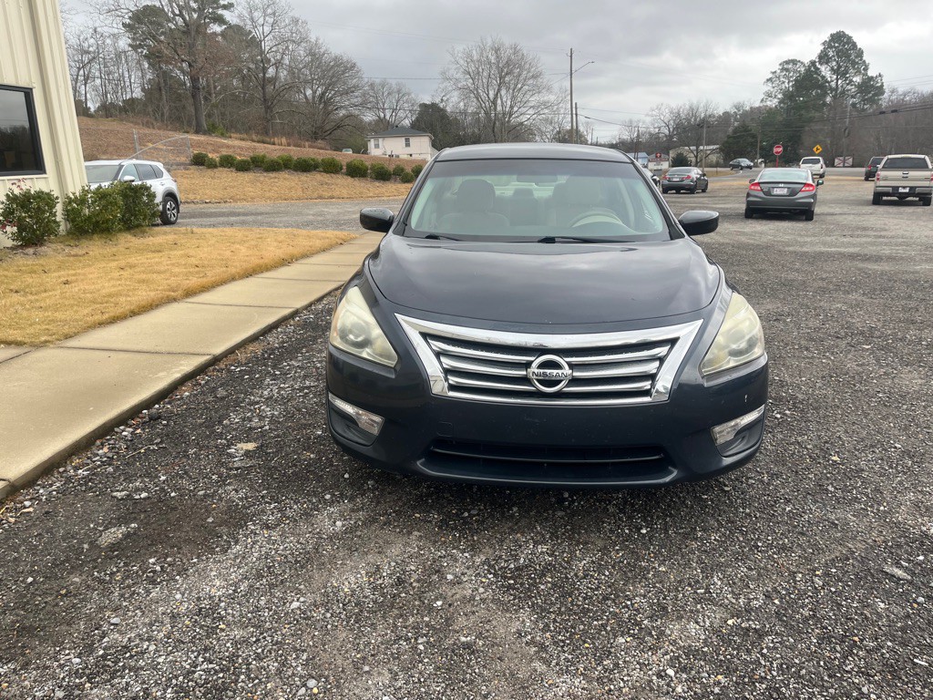 2014 Nissan Altima Image 2