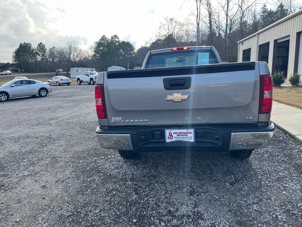 2009 Chevrolet Silverado 1500 Image 4