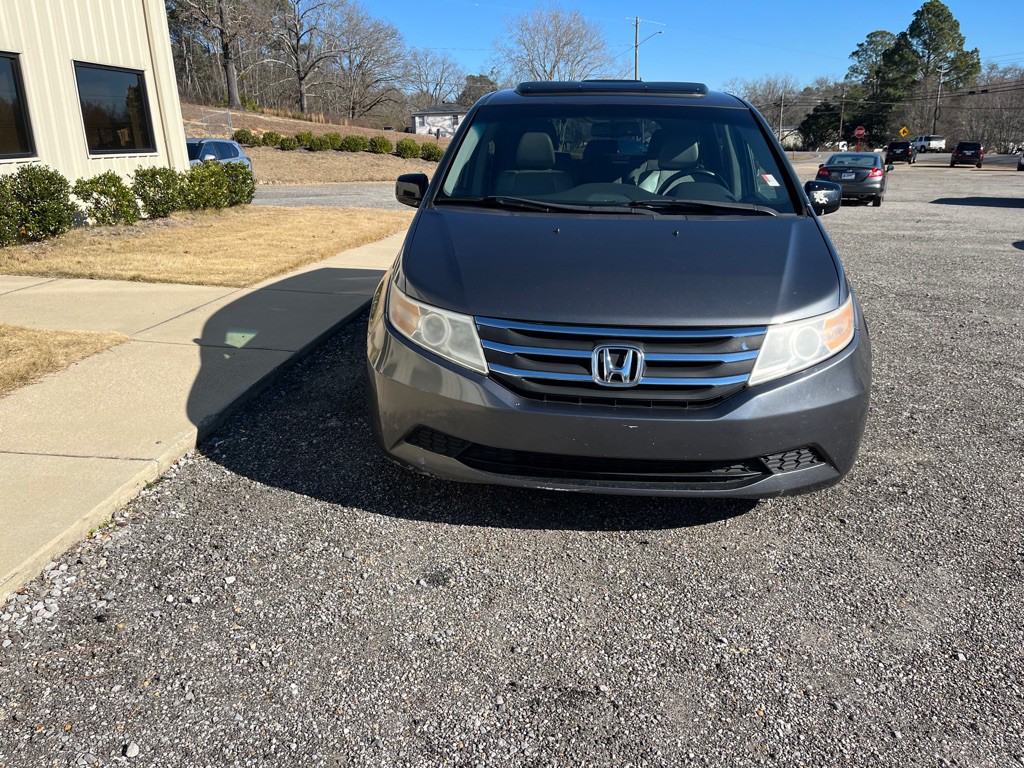 2012 Honda Odyssey Image 2
