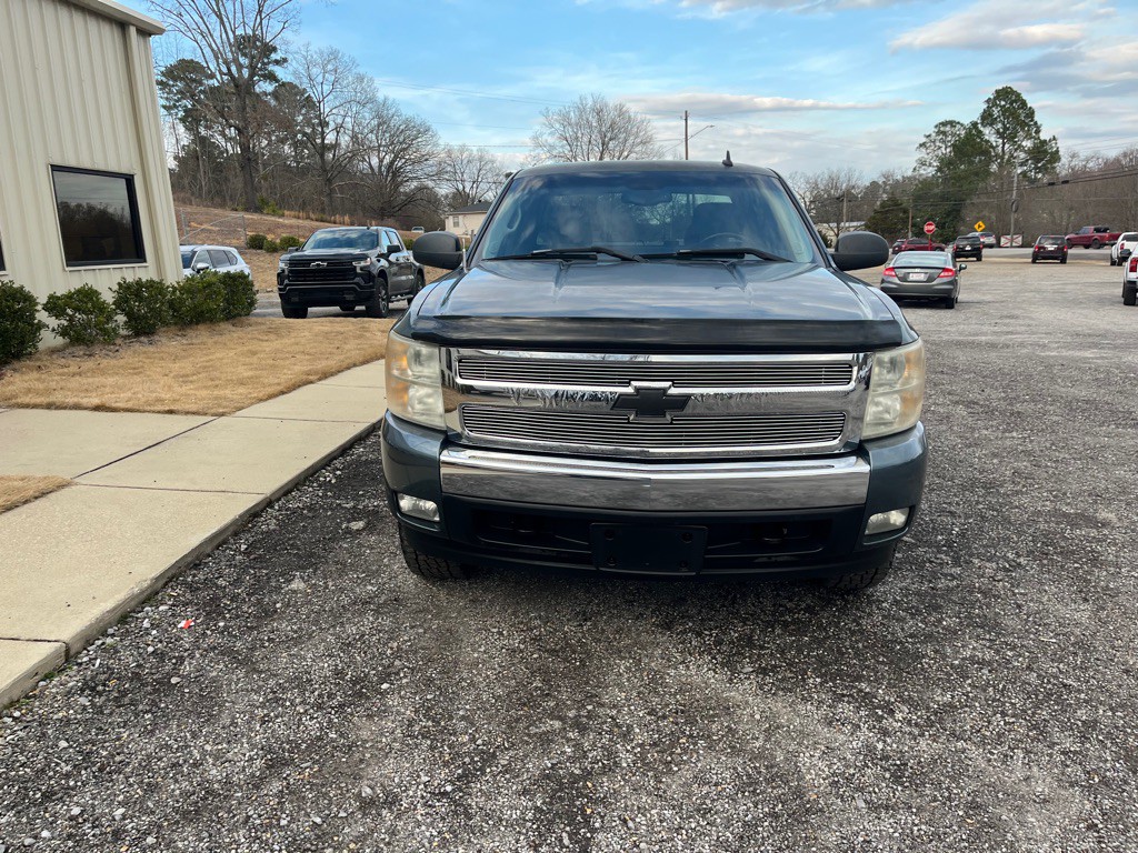 2007 Chevrolet Silverado 1500 Image 2
