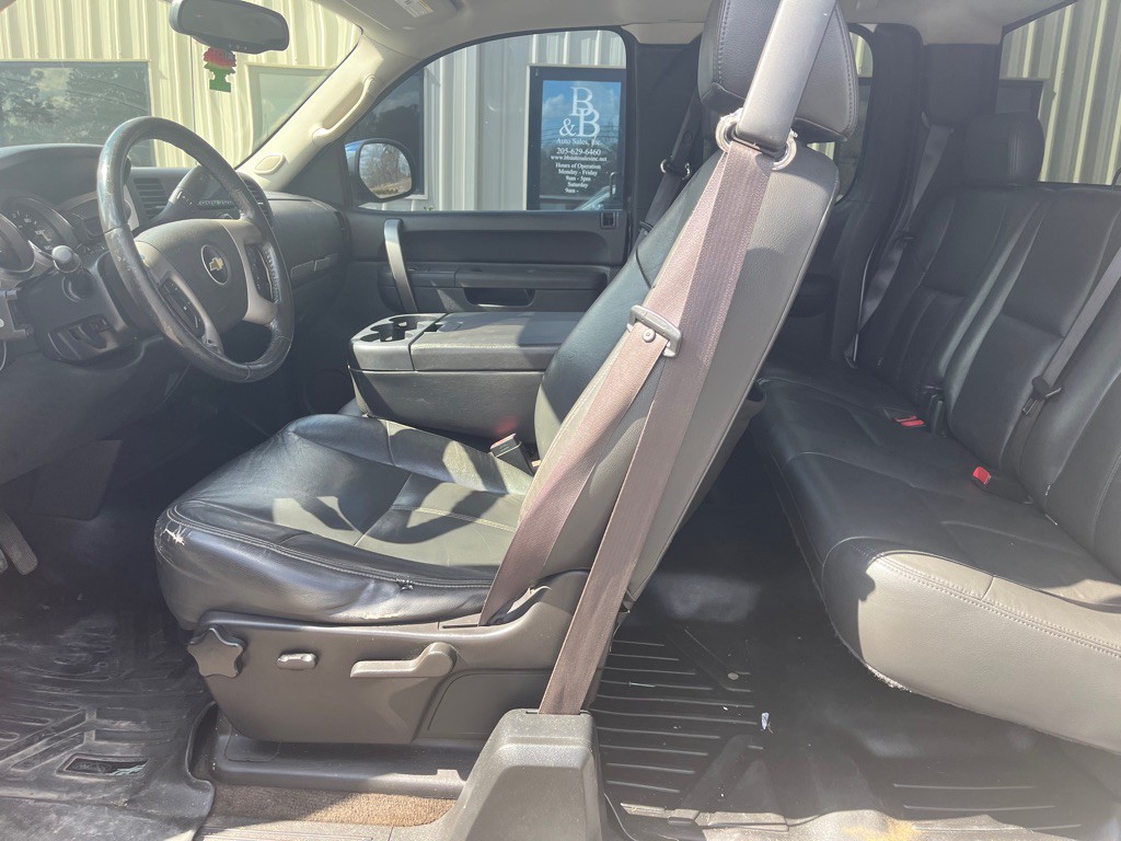 2011 Chevrolet Silverado 1500 Image 6