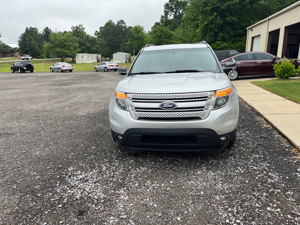 2013 Ford Explorer Image 2