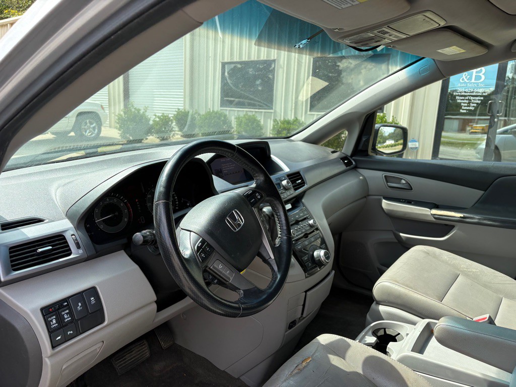 2013 Honda Odyssey Image 5