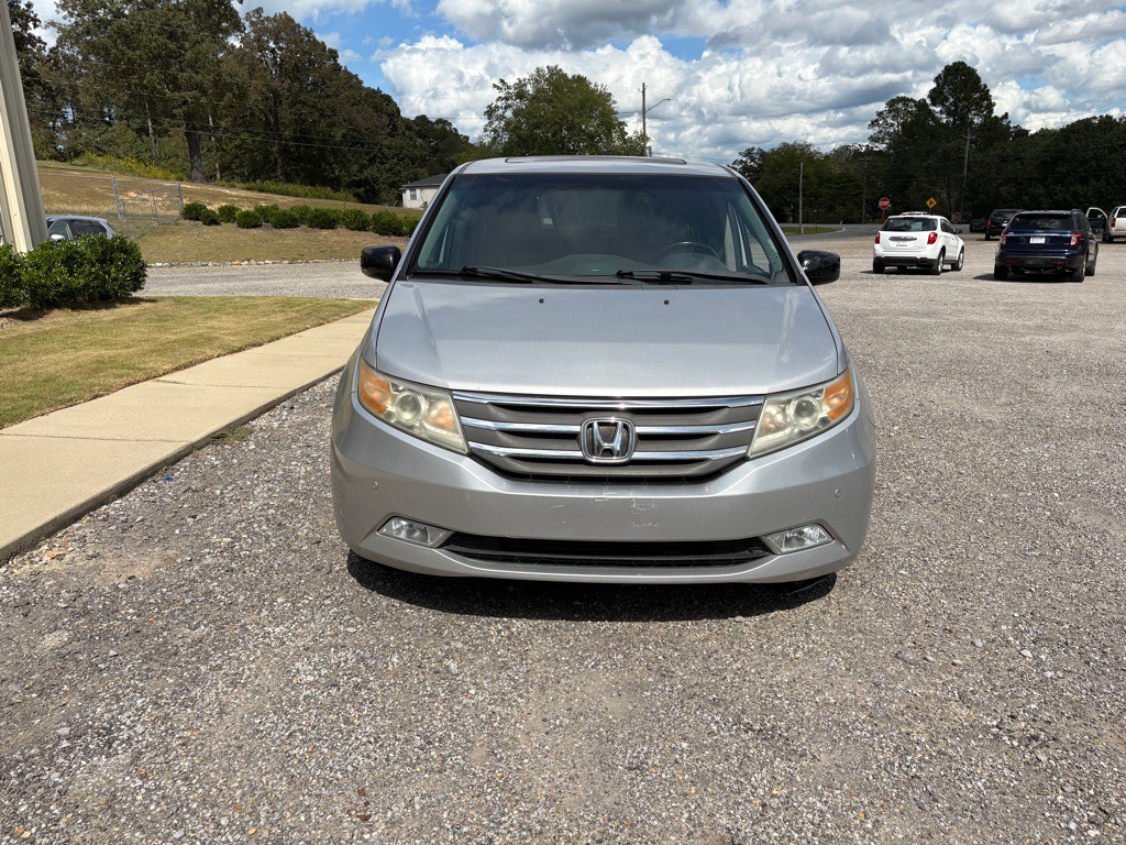 2013 Honda Odyssey Image 2