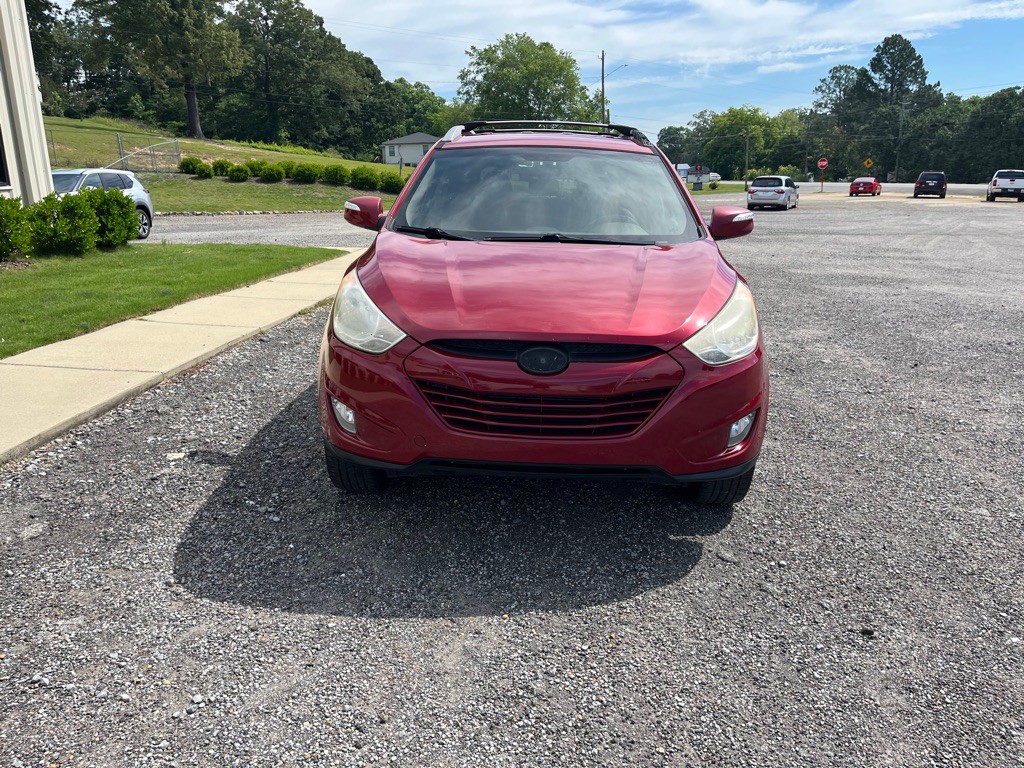 2013 Hyundai Tucson Image 2