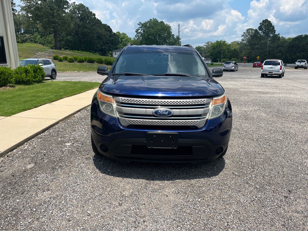 2011 Ford Explorer Image 2