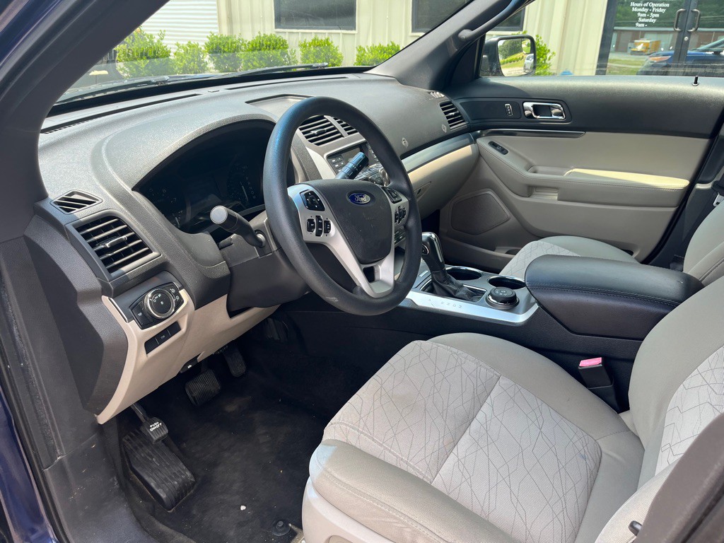 2011 Ford Explorer Image 5