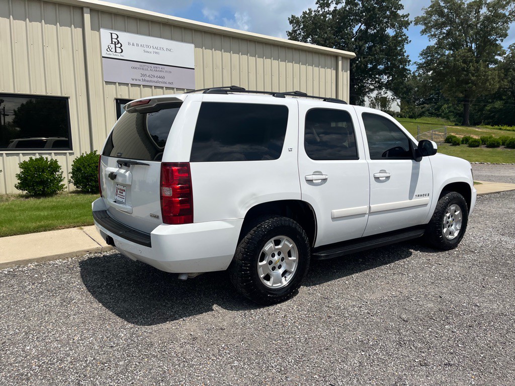 2008 Chevrolet Tahoe Image 1
