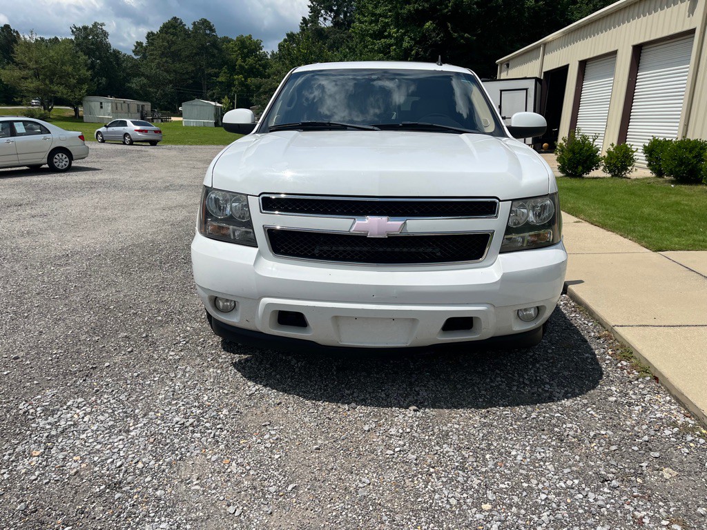 2008 Chevrolet Tahoe Image 2
