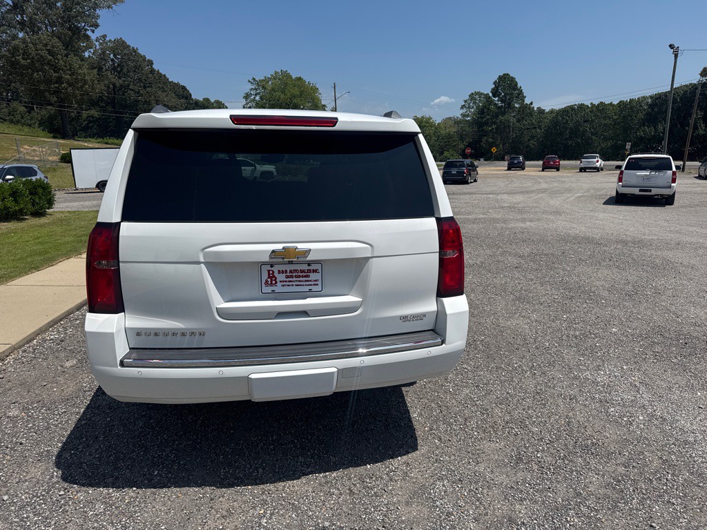 2015 Chevrolet Suburban Image 6