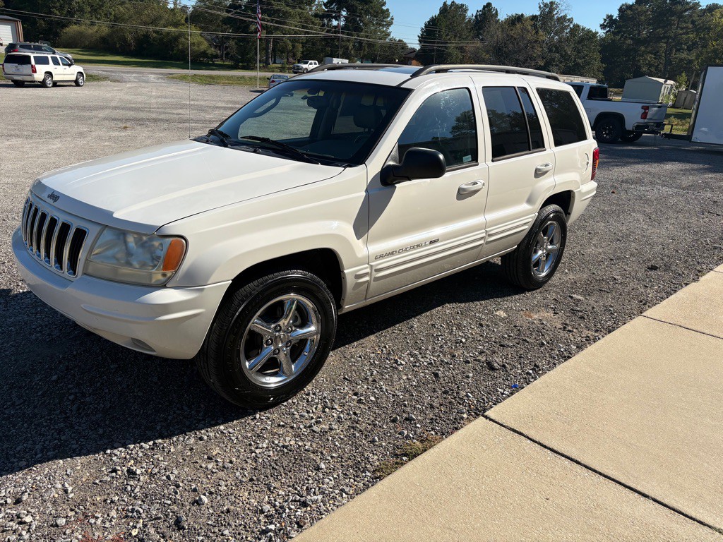 2002 Jeep Grand Cherokee Image 2