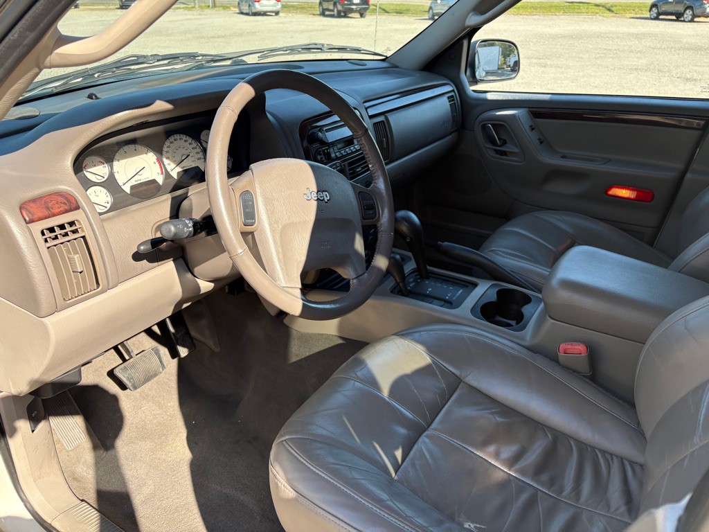 2002 Jeep Grand Cherokee Image 5