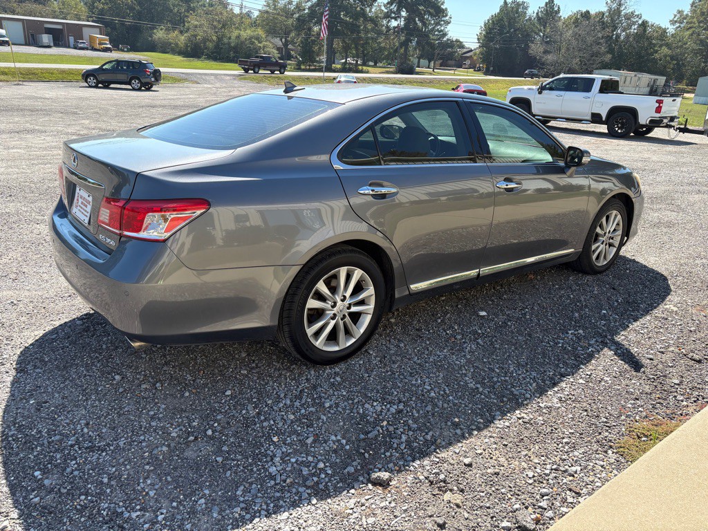 2012 Lexus ES Image 3