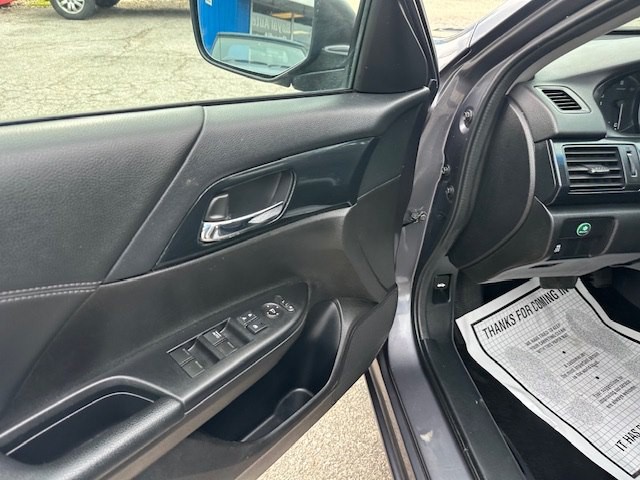 2013 Honda Accord Image 8