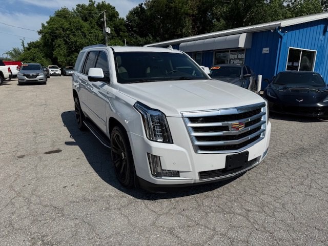 2016 Cadillac Escalade Image 3