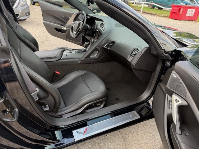 2016 Chevrolet Corvette Image 14
