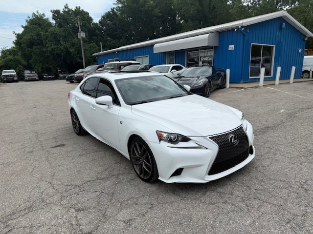 2016 Lexus IS Image 4