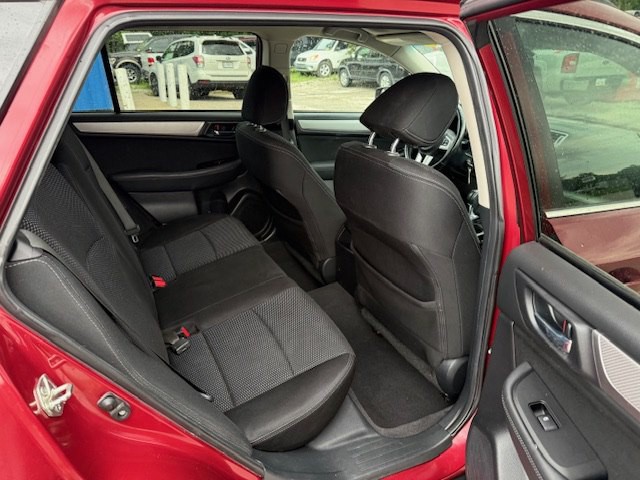 2015 Subaru Outback Image 8