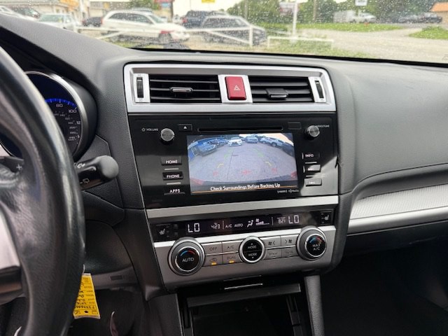 2015 Subaru Outback Image 16