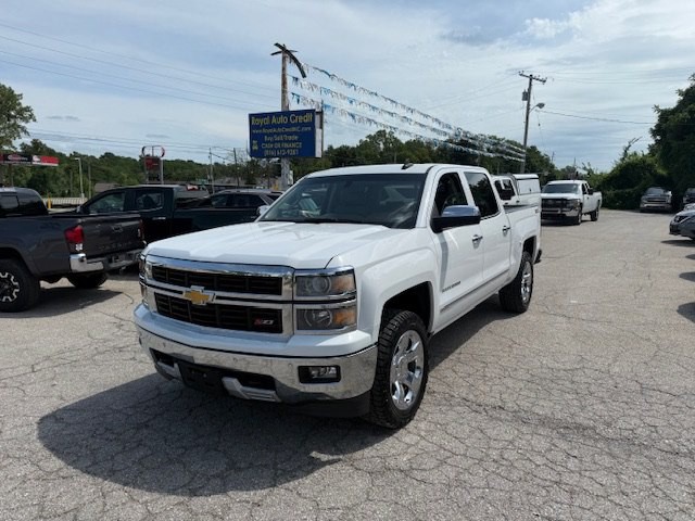2015 Chevrolet Silverado 1500 Image 2