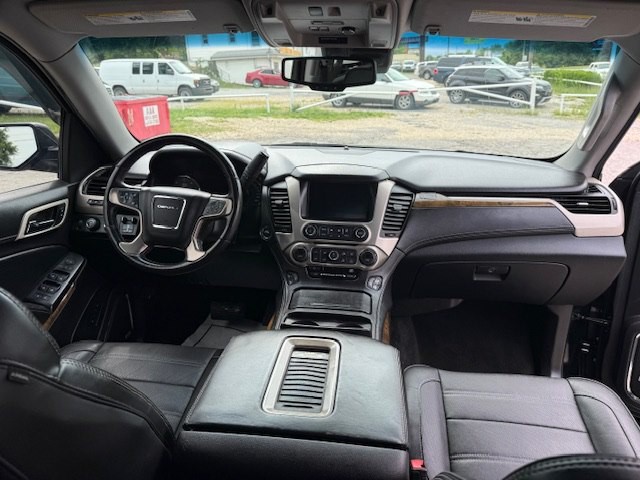 2016 GMC Yukon Image 11