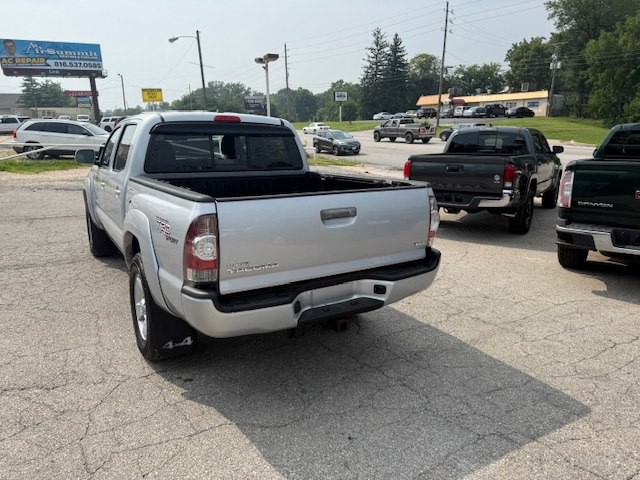 2011 Toyota Tacoma Image 4
