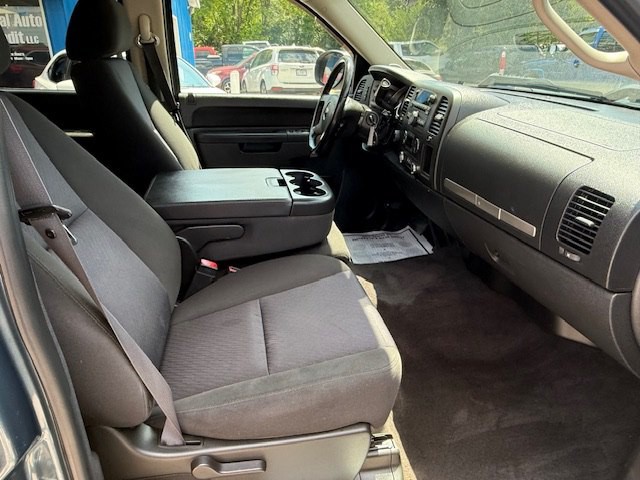 2011 Chevrolet Silverado 1500 Image 10