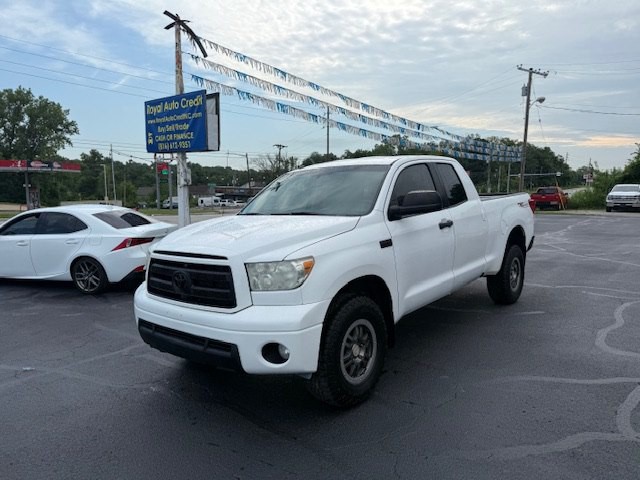 2011 Toyota Tundra Image 2