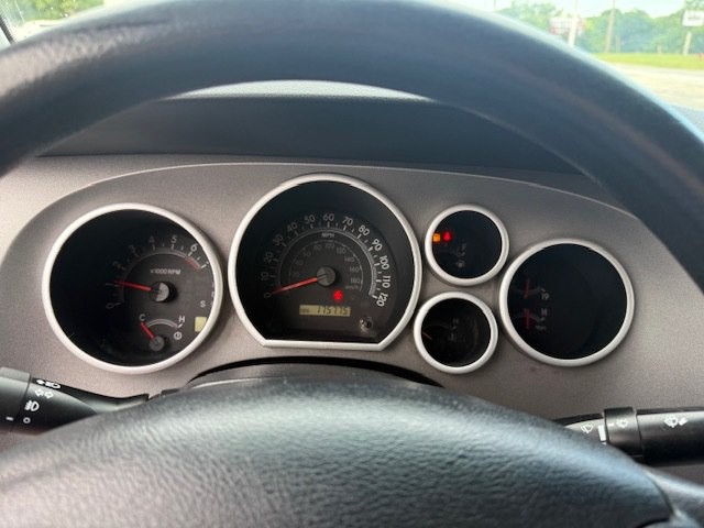 2011 Toyota Tundra Image 12