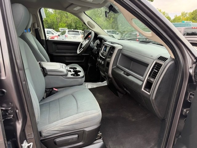 2014 RAM 1500 Image 9