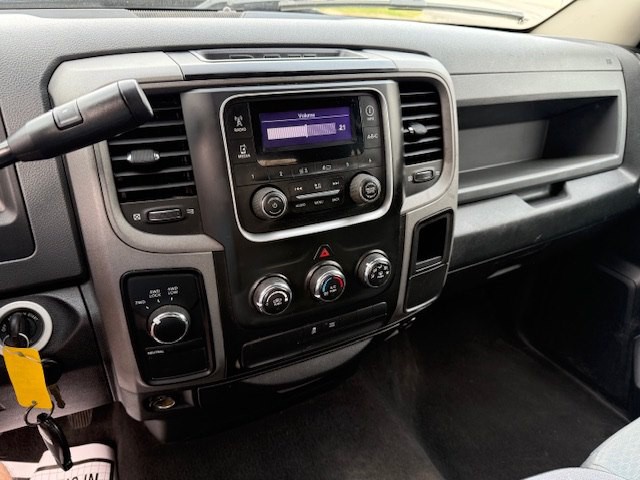 2014 RAM 1500 Image 10