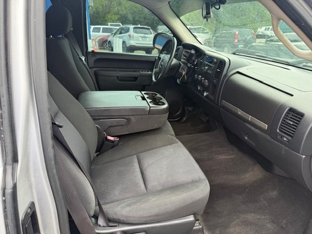 2010 GMC Sierra Image 7