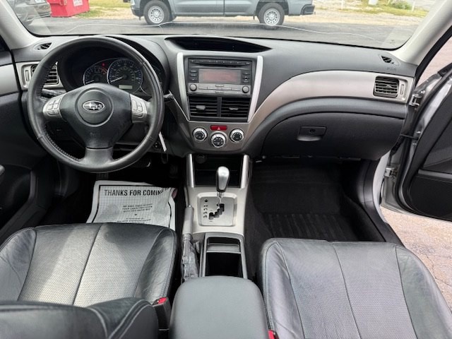 2010 Subaru Forester Image 9